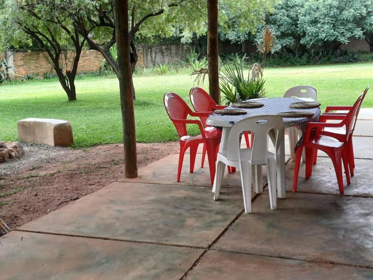 Shangrila-Innibos Country Lodge Hartbeespoort Exterior foto